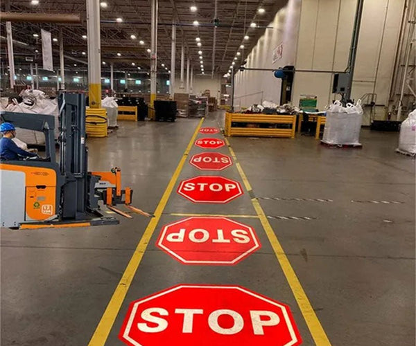 SafetyCast Virtual Sign Projector: Solve Faint On-Site Alerts – Keep T ...