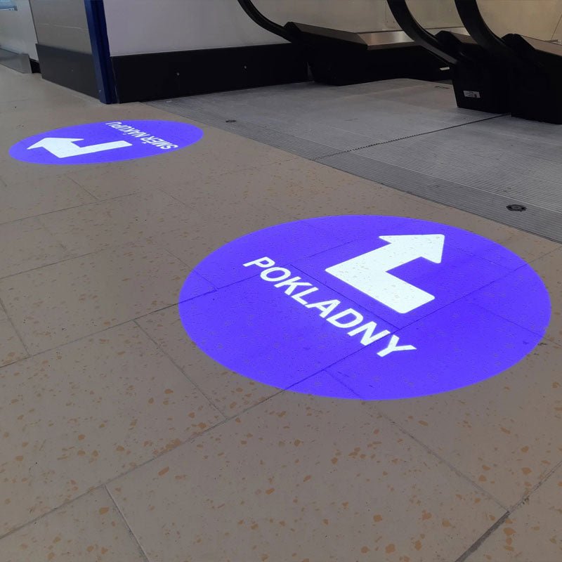 U.S. Hotel Uses Gobohub Wayfinding Sign Projector to Elevate Guest Experience - Gobohub
